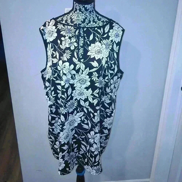 Mario serrani top - Picture 1 of 3